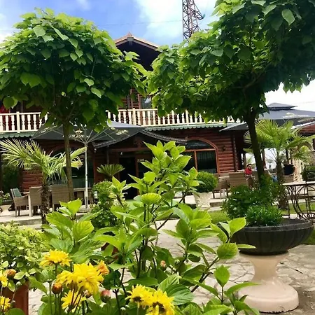 Restaurant Baca Otel Golem (Tirana)