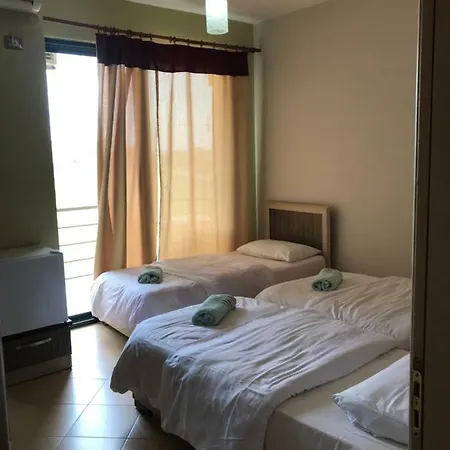 Restaurant Baca Otel Golem (Tirana)